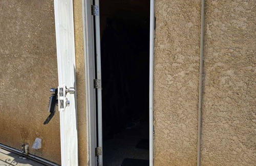 Lancaster House | room in a house with WiFi, AC, Microwave, Refrigerator, Tv, private entrance.