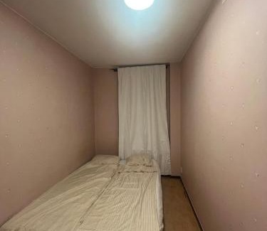 Bandhagen House | Room in center of Stockholm