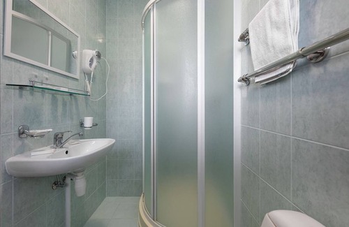 Jurmala House | Room in Guest Room - Valensija - Standard Twin Room