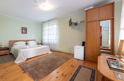 Jurmala House | Room in Guest Room - Valensija - Standard Double Room