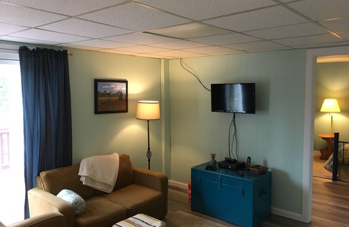 Pine Grove Mills House | Room in Penn State area