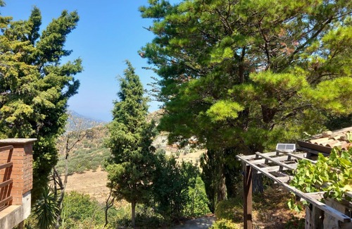 Patti Apartment | Room 'Lipari' with terrace, shared garden and air conditioning