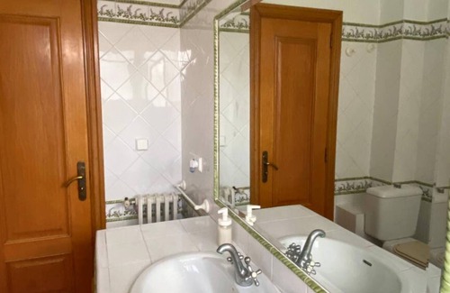 Alzira House | Room-magnolia Loft A Spacious, Authent