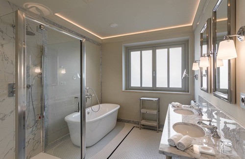 Rione III Colonna House | Room Mate Collection Gran Filippo, Rome-Fontana di Trevi
