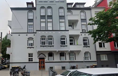 Vahrenwald Apartment | Room 'Mid Century Style H' with Balcony and Wi-Fi