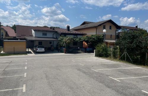 Maribor Bed & Breakfast | Room Oaza Miru