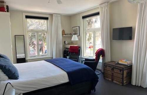 Naarden Bed & Breakfast | Room One-Twenty-One