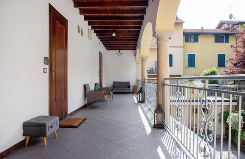 Viggiu Apartment | Room 'Stanza 3' with Shared Garden, Wi-Fi and Air Conditioning