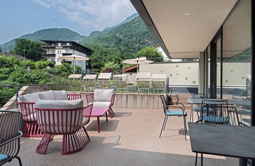 Sankt Josef Am See Apartment | Room 'Weinbergblick' with Mountain View, Shared Pool and Wi-Fi
