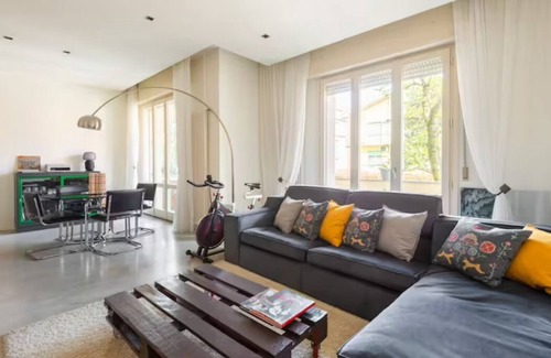Lubiana Bed & Breakfast | Room with private bathroom City of Parma - shared apartment