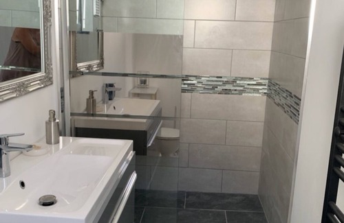 Allauch Bed & Breakfast | Room with private terrace and TEMPUR bedding, SWIMMINGPOOL ACCESS