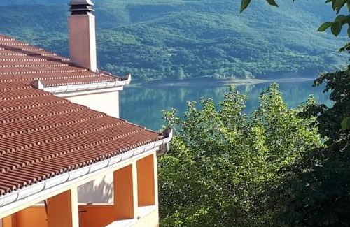 Garjak House | Rooms and Apartments Budiša