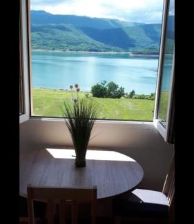 Garjak House | Rooms and Apartments Budiša