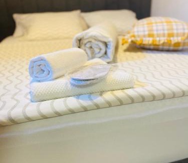Cerklje na Gorenjskem Apartment | Rooms & Apartment ZALA Airport shuttle option