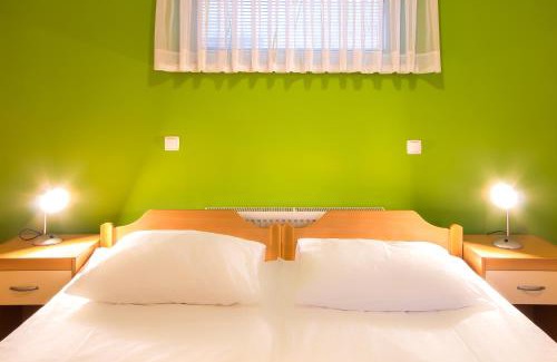 Cerklje na Gorenjskem Bed & Breakfast | Rooms & Apartments Kepic, AIRPORT accomodation