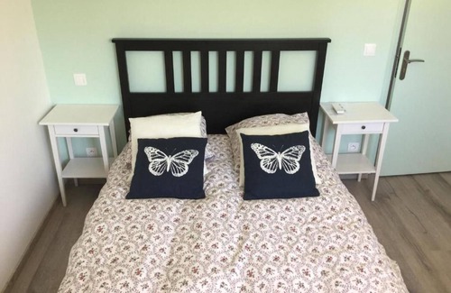 Fontguenand Bed & Breakfast | Rooms with breakfast and dining near Loire Castles