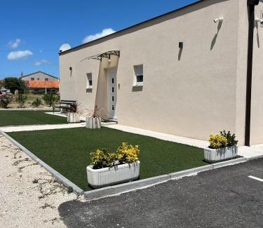 Zemunik Donji Apartment | Rooms Zemunik