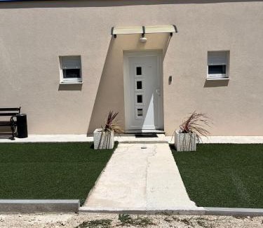 Zemunik Donji Apartment | Rooms Zemunik