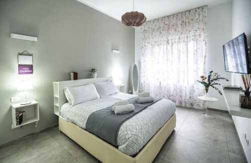 Loreto Apartment | Roomy 6 Guests, City Launchpad, 30mts to Loreto M1 M2