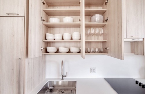 Clinton Hill Apartment | Roomy Clinton Hill 2BR w/W/D, Gym & Pool, nr BAM, by Blueground