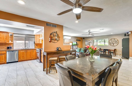 Drexel Heights House | Roomy Tucson Home w/Hot Tub & Pickleball Court!