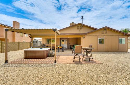 Drexel Heights House | Roomy Tucson Home with Hot Tub and Pickleball Court!