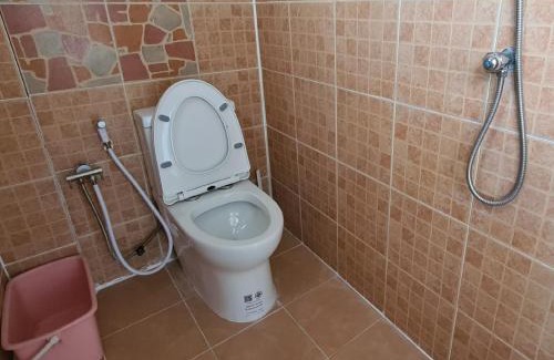 Khlong Thanon House | Roong-Arun Apartment