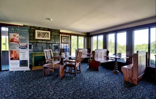 Ballston Spa Resort | Roosevelt Inn & Suites Saratoga Springs