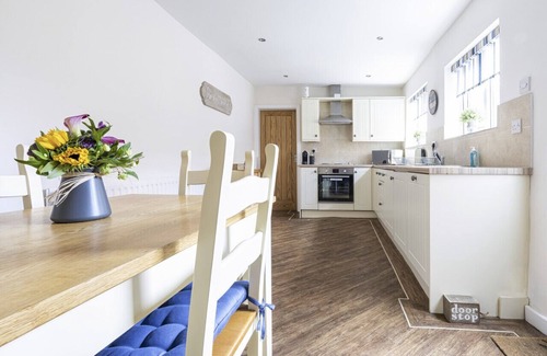 Ollerton House | Ropemaker's Cottage, · Ropemaker's Cottage, cosy cottage retreat