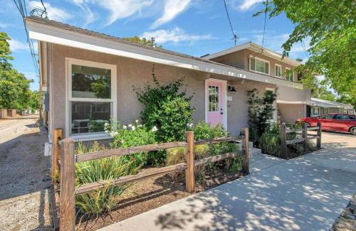 Paso Robles House | Rosé Getaway Close to Downtown Paso Robles 2 Bed/1 Bath