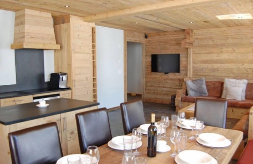 Noveli Apartment | Rosablanche D Attique by Interhome