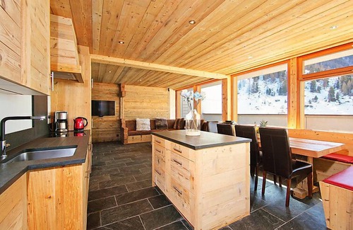 Noveli Apartment | Rosablanche D Attique by Interhome