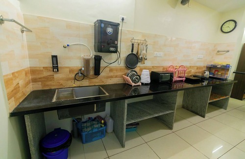 Heritage Town Bed & Breakfast | Roscotel Bay Stays 2BHK Near White Town