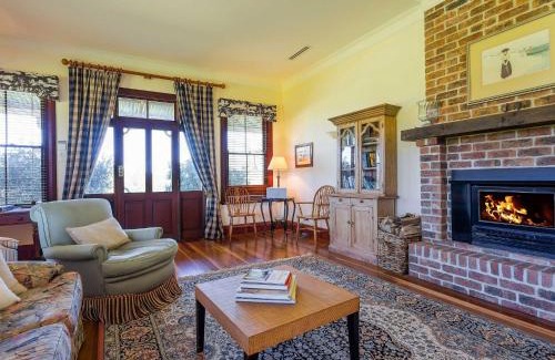 Glen William House | Roscrea Homestead Premier Homestead Accommodation