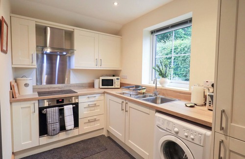 Crosby-on-Eden Cottage | ROSE COTTAGE, family friendly, character holiday cottage in Carlisle