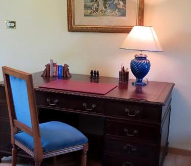 Saint-Clet House | Rose cottage