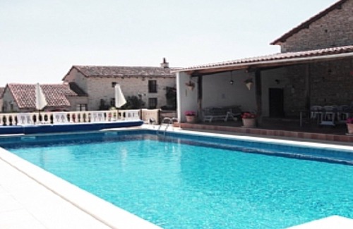 Mauprevoir Cottage | Rose Cottage - La Logerie - Mauprevoir