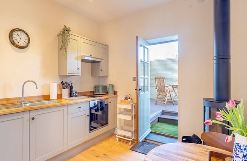 Northwich Cottage | Rose Cottage - UK45497