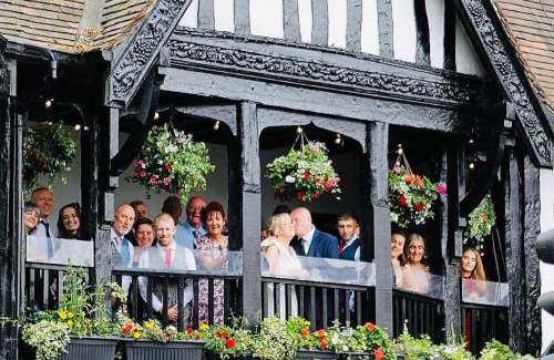 Beverley Apartment | Rose & Crown Rooms