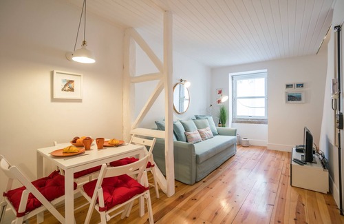 Merces Apartment | Rose Duplex Apartment 5D