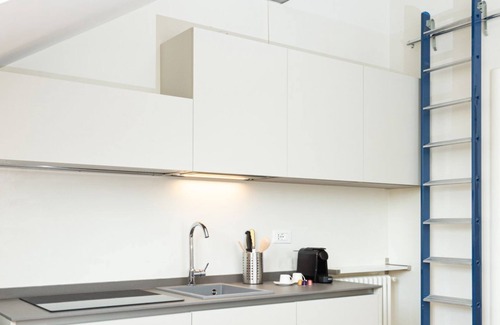 Magenta Apartment | Rose Exclusive Apartment