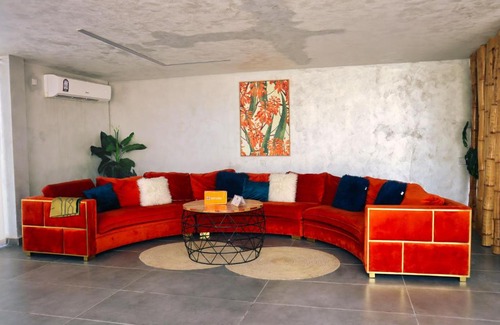 Ash Shahaniya House | Rose Garden 1