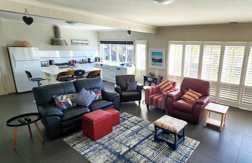 West Busselton House | Rose in Bay West Busselton