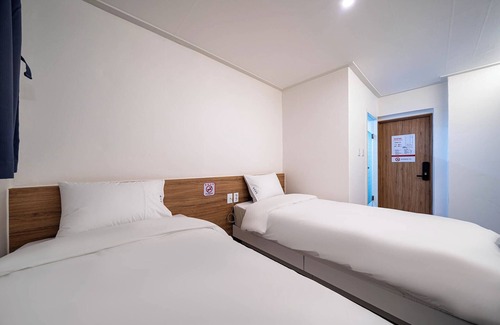 Hyehwa Hostel | Rose Inn