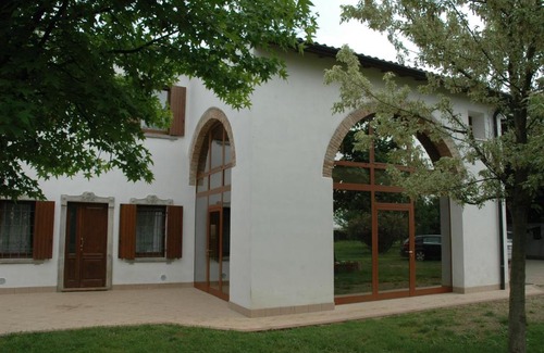 Sud Bed & Breakfast | Rose Rosse