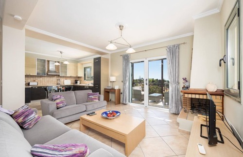 Kaligata Villa | Rose Villa - Four Bedroom Villa, Sleeps 8