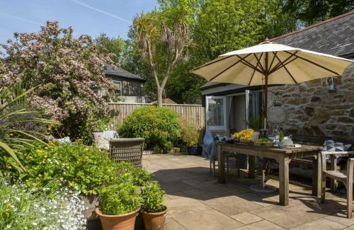 Saint Erth Praze House | Rosehendra