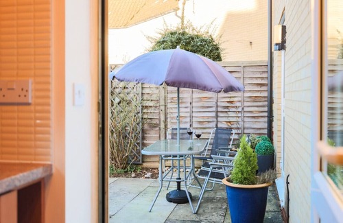 Huntingdon House | Rosemary Retreat: beautiful home with parking