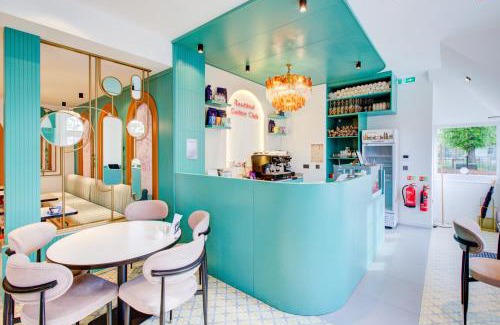 Townfield Hotel | Rosemay Hotel near London Heathrow Airport