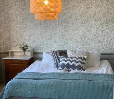 Borgholm Bed & Breakfast | Rosenfors Herrgård B&B